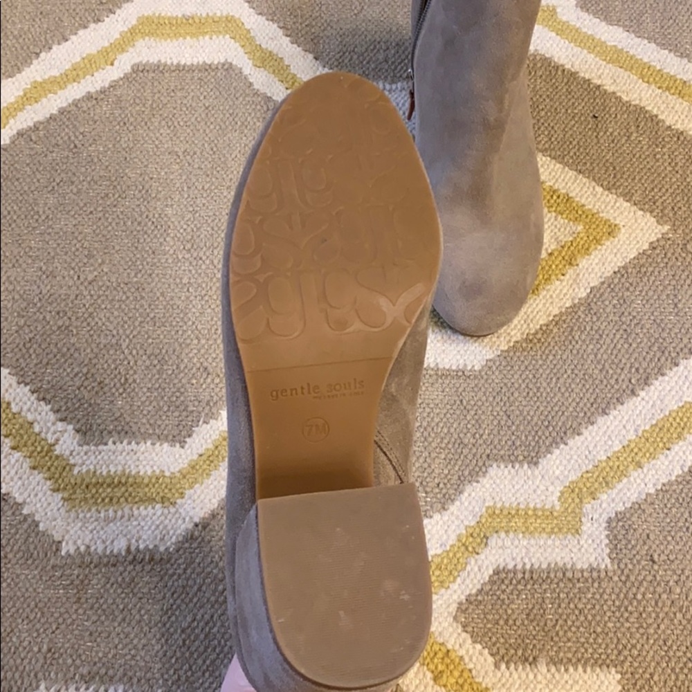 Booties - Picture 4 of 4